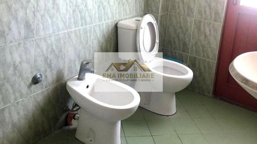Photo 246575687