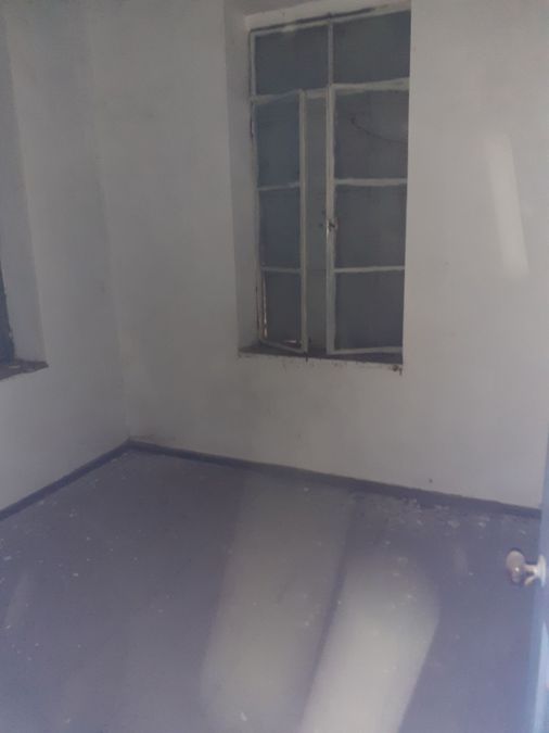 Photo 247440575