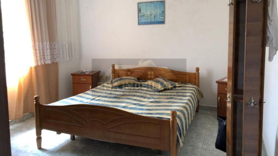Photo 247444928