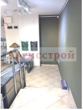 Photo 248151986
