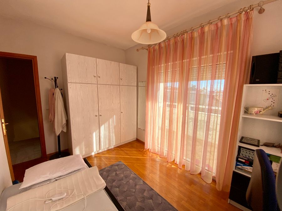 Photo 248886374