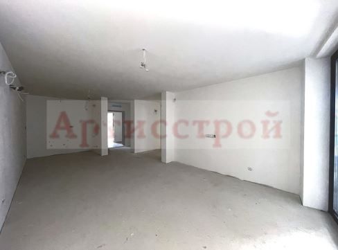 Photo 249013718