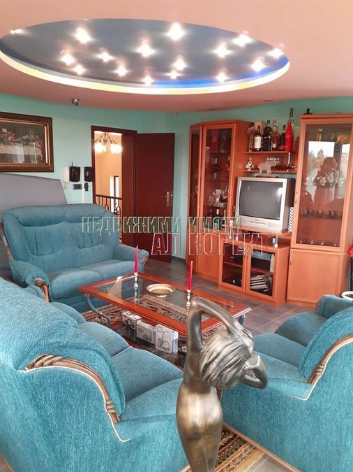 Снимка 255864185