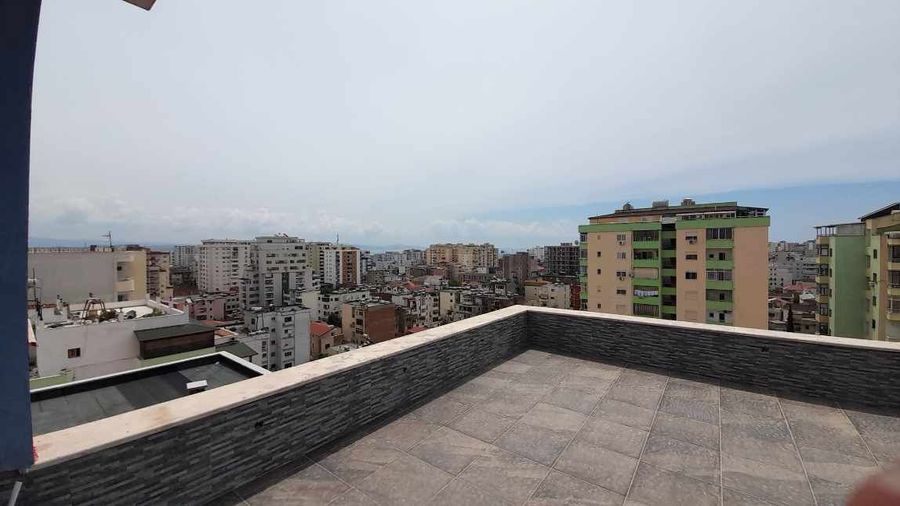 Photo 261119612