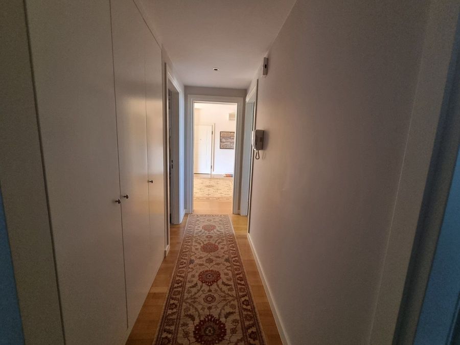 Photo 263278709