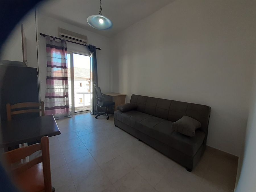 Photo 263351987