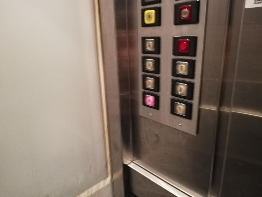 Photo 266160773