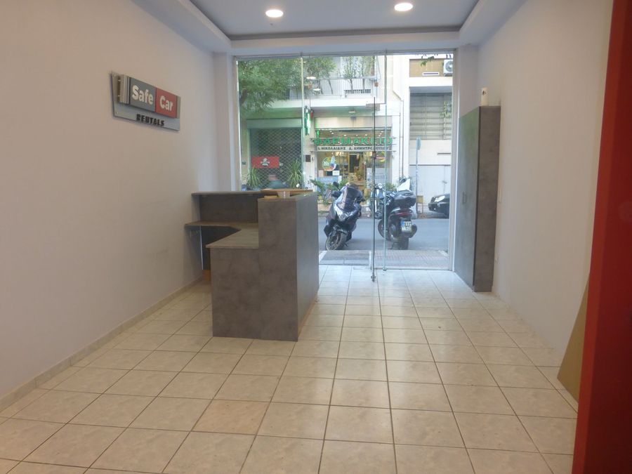 Photo 267023852