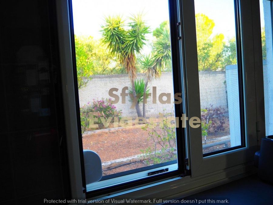 Photo 267295052