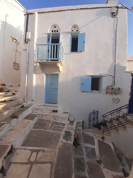 House Pirgos