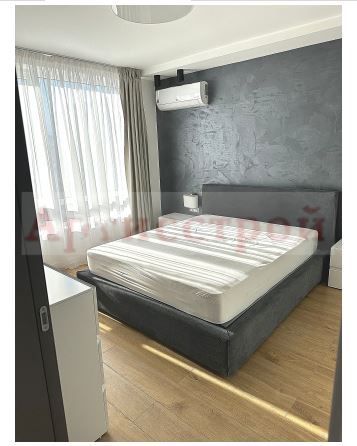 Снимка 281784641