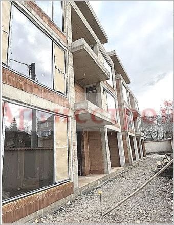 Снимка 284360252