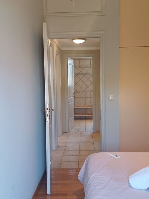 Photo 286835579