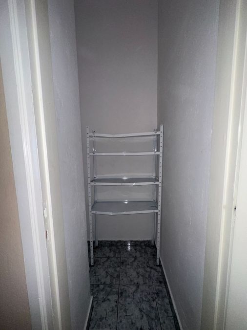 Photo 288335213