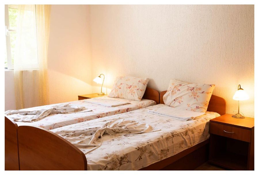 Investment Opportunity — Block of Apartments, Sutomore 4
