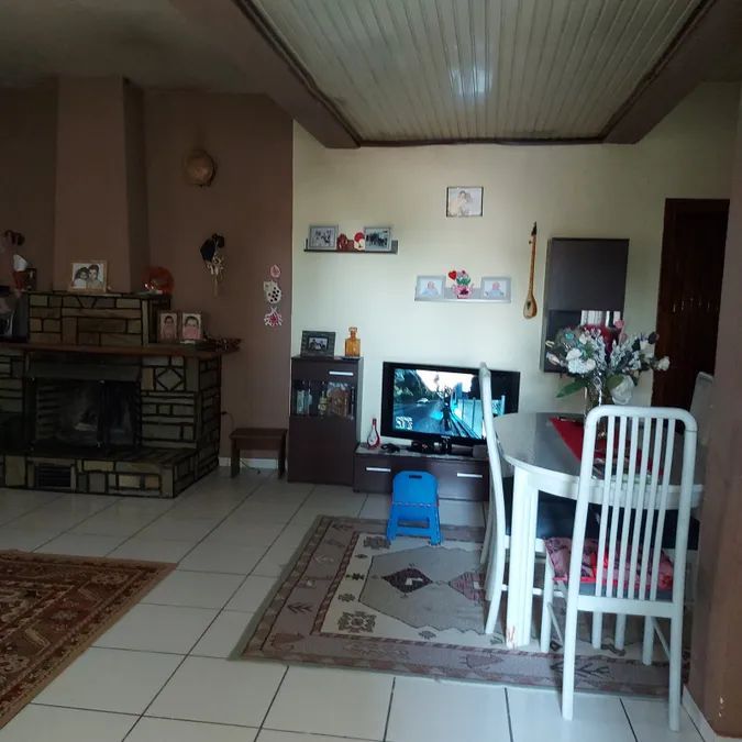 Photo 294878234