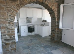 Maisonette, Tinos