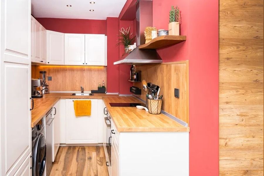 Снимка 298158026