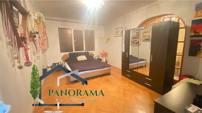 Снимка 300983930