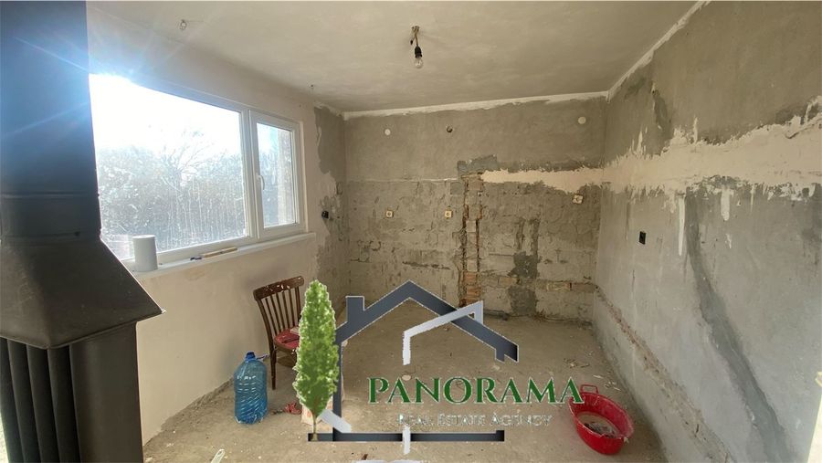 Снимка 301372412