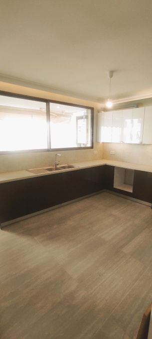 صورة فوتوغرافية 302695988