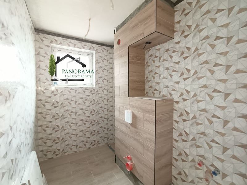 Снимка 303744011