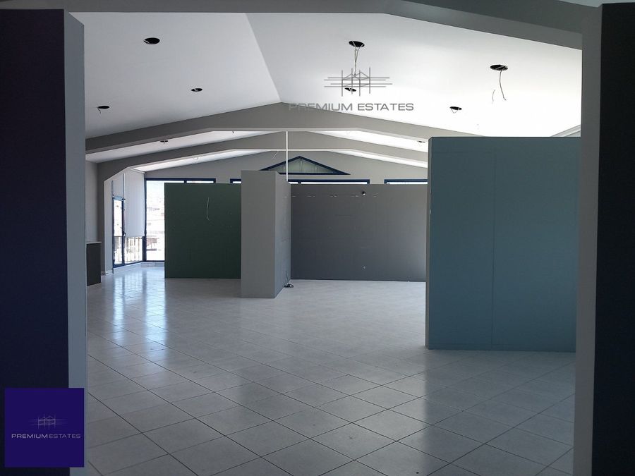 صورة فوتوغرافية 304085102