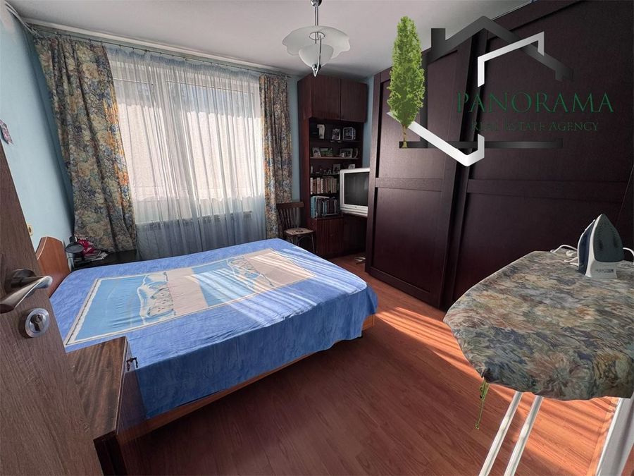 Снимка 305390879