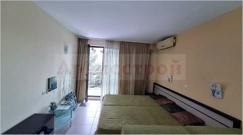 Снимка 305430506