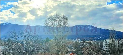 Снимка 307188818