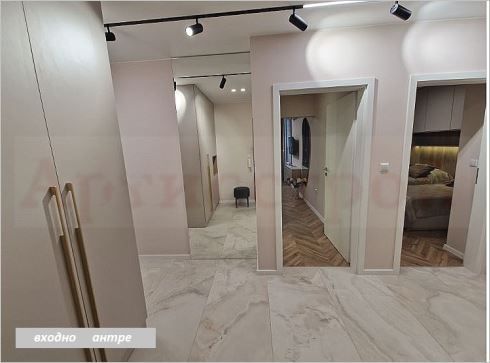 Снимка 310853366