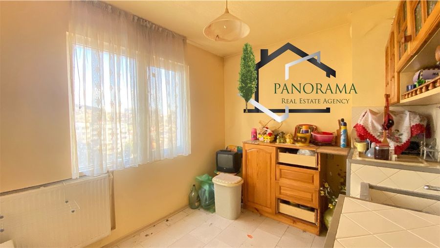 Снимка 310980335