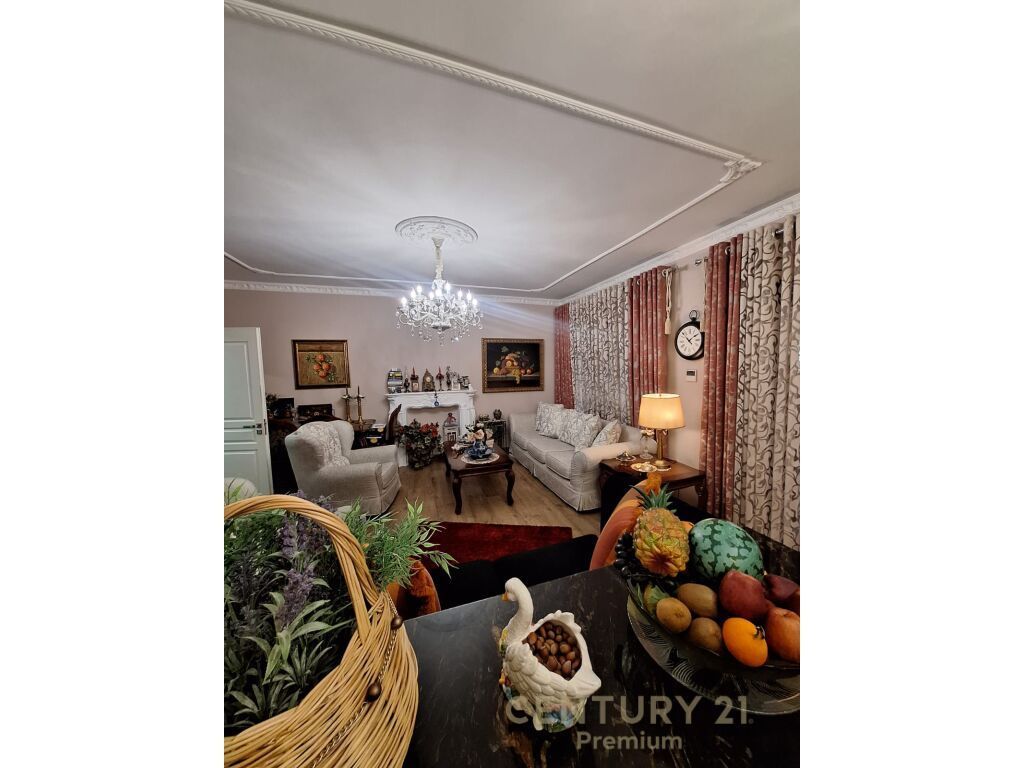 Apartament në shitje Rr. e Kavajës