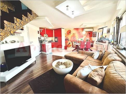 Снимка 311606351