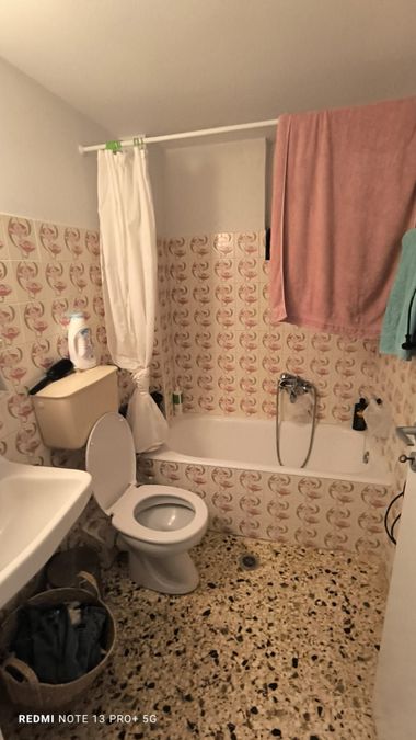 Photo 311892095