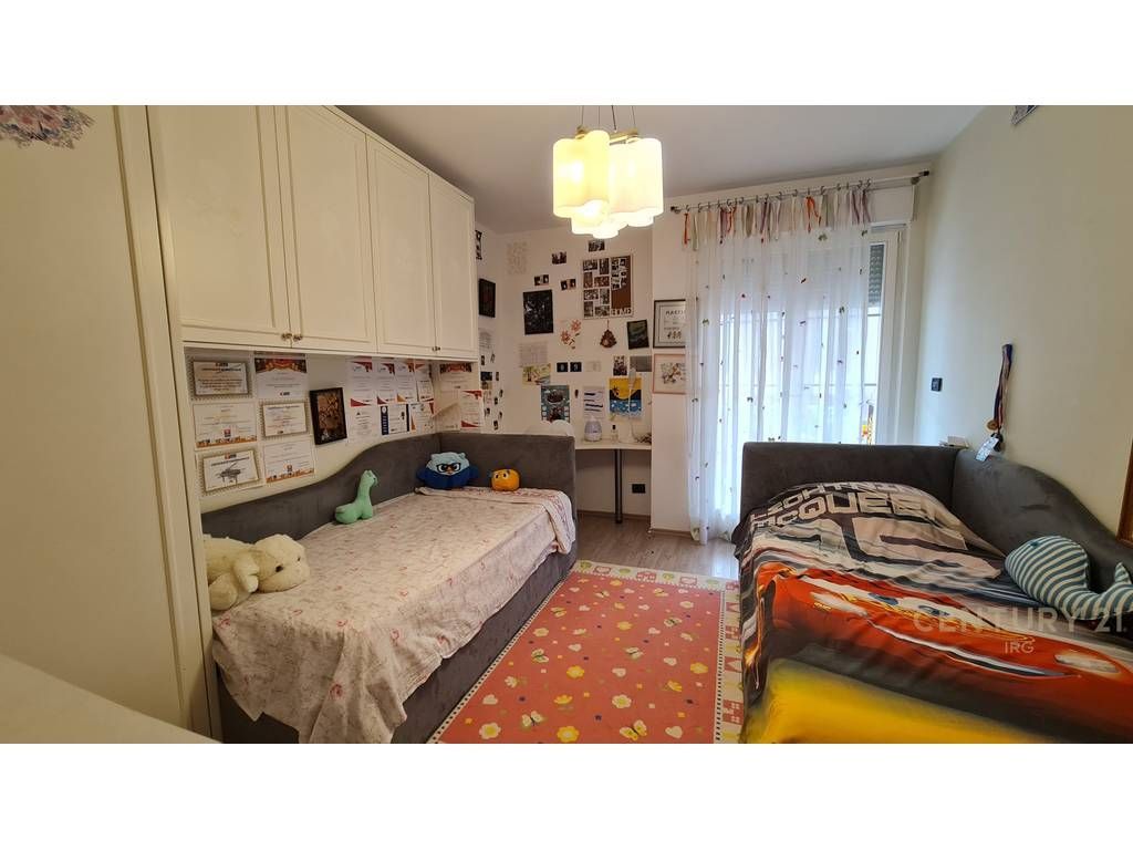 Apartament me qira Bllok