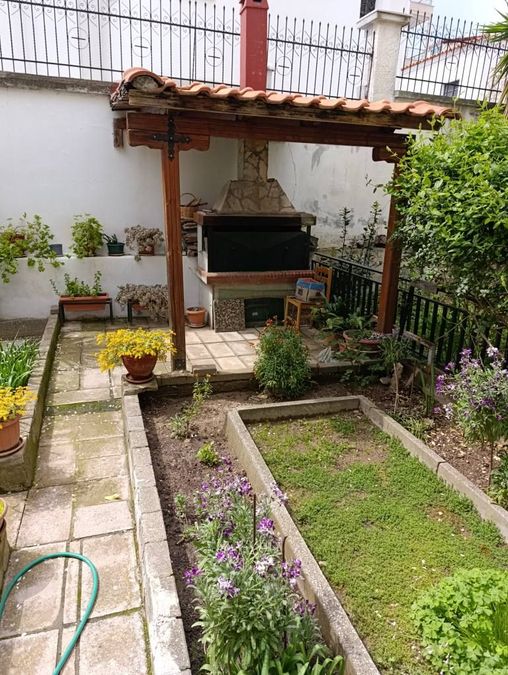 Photo 312571064