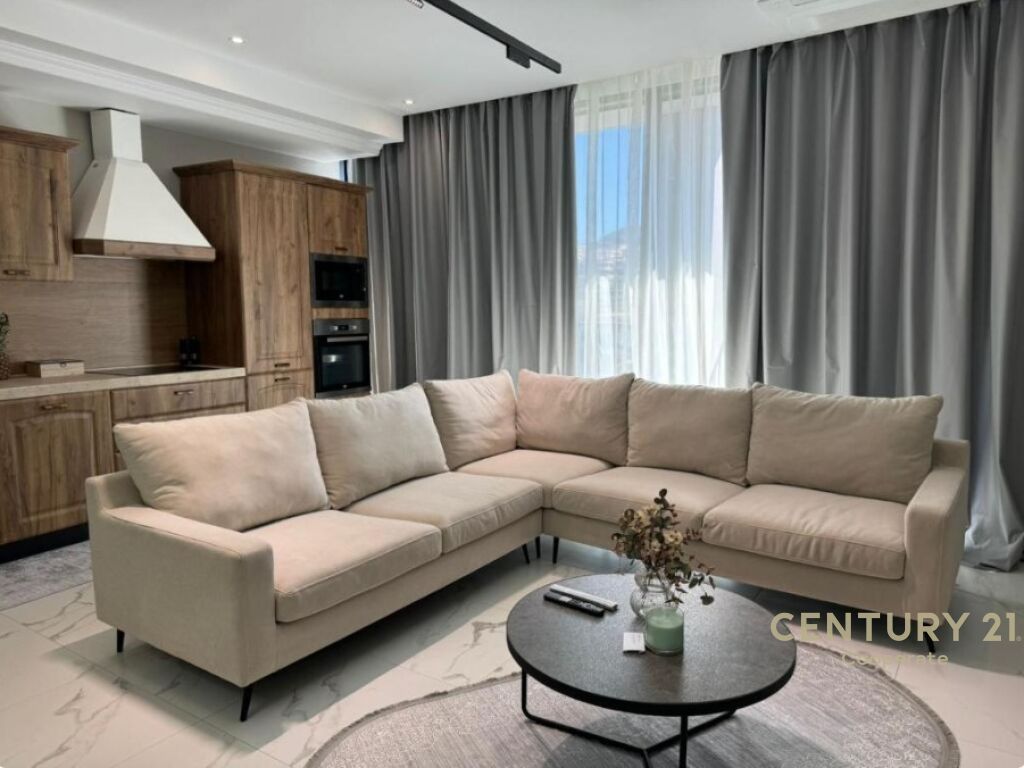 Apartament në shitje Rr. e Kosovarëve