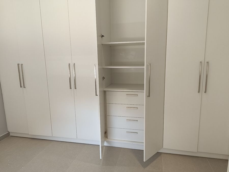 Μεζονέτα στον Πειραιά - Εικόνα 3