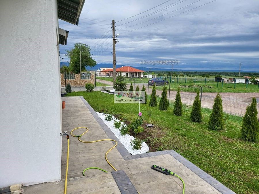 Снимка 313787042