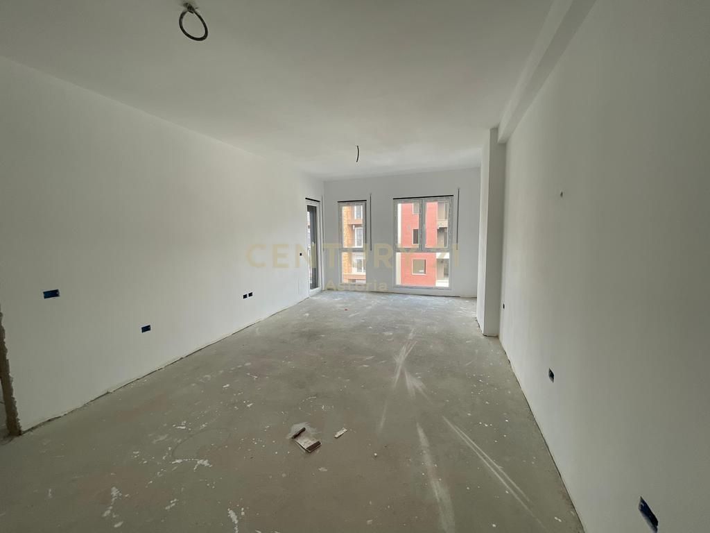 Apartament në shitje Kamëz - Qyteti