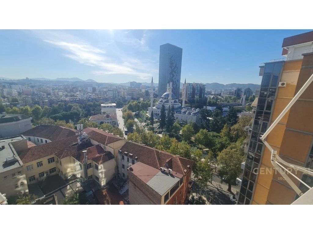 Apartament me qira Rr. e Elbasanit