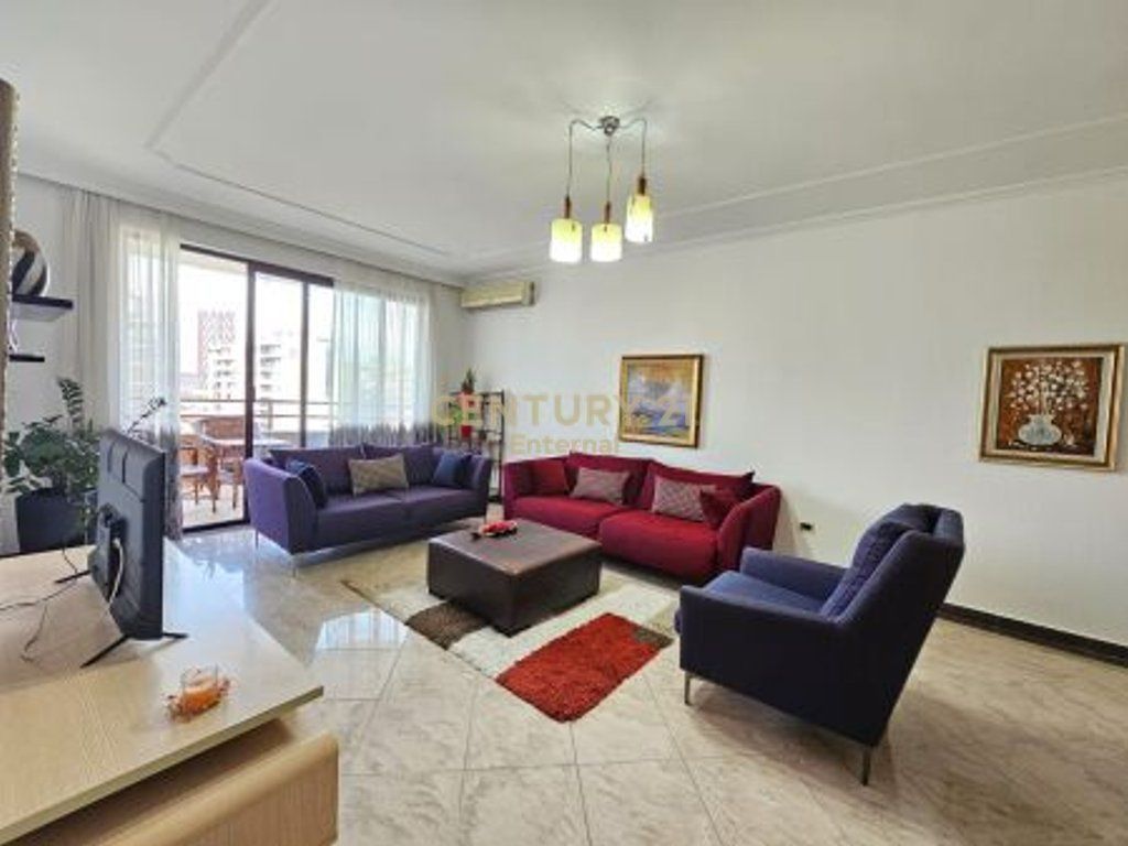 Apartament me qira Bllok