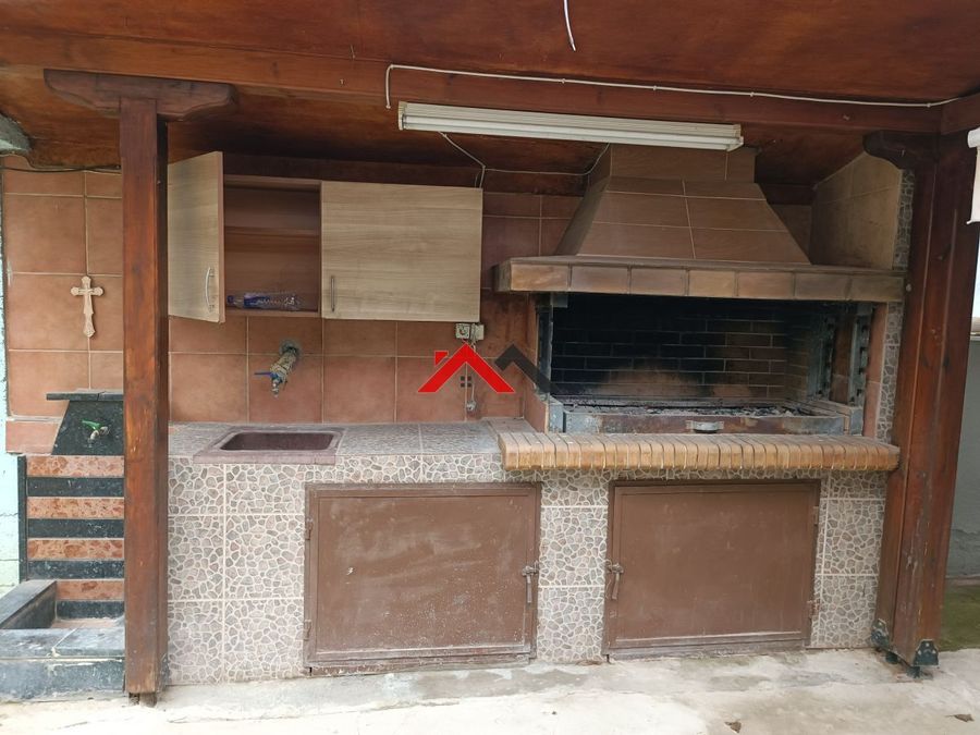 Photo 317169251