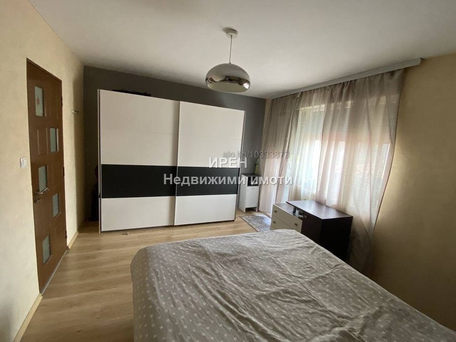 Снимка 318123185