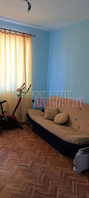 Снимка 318165152