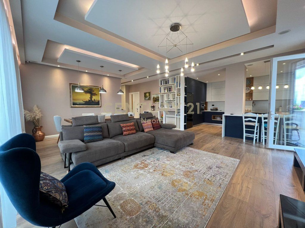 Apartament me qira Liqeni Artificial