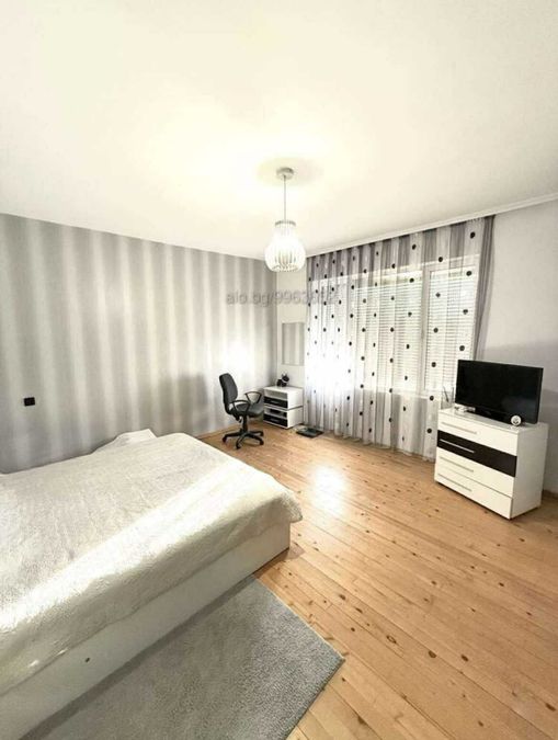 Снимка 318760976