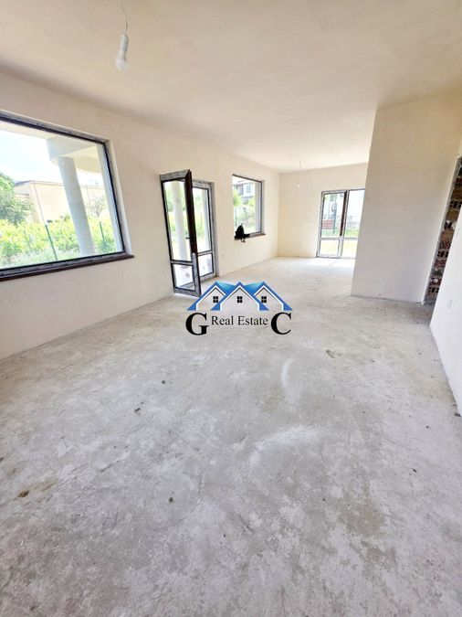 Снимка 318930752