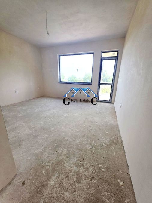 Снимка 318930755